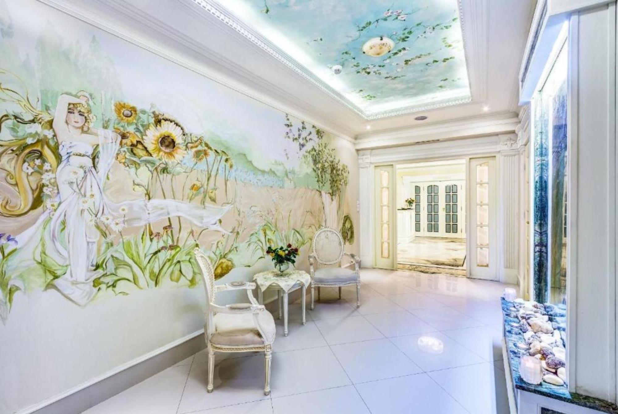 Palacyk Otrebusy Business & Spa Kültér fotó
